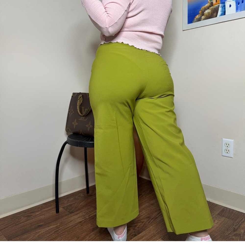💚 Green Wide Leg Pants 💚